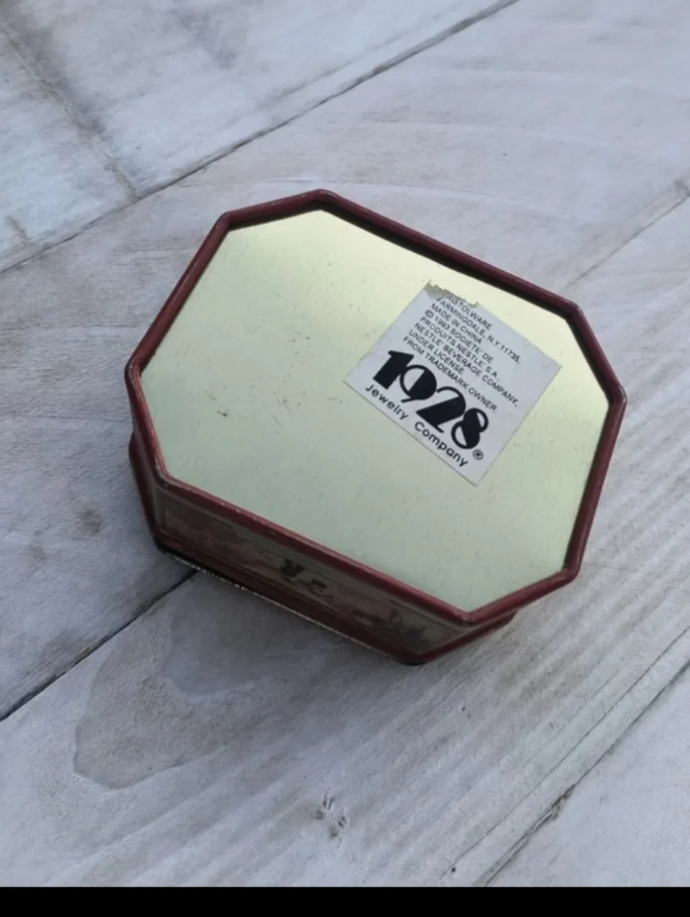 Nestle Vintage Octagonal Tin Red and Gold Collectible